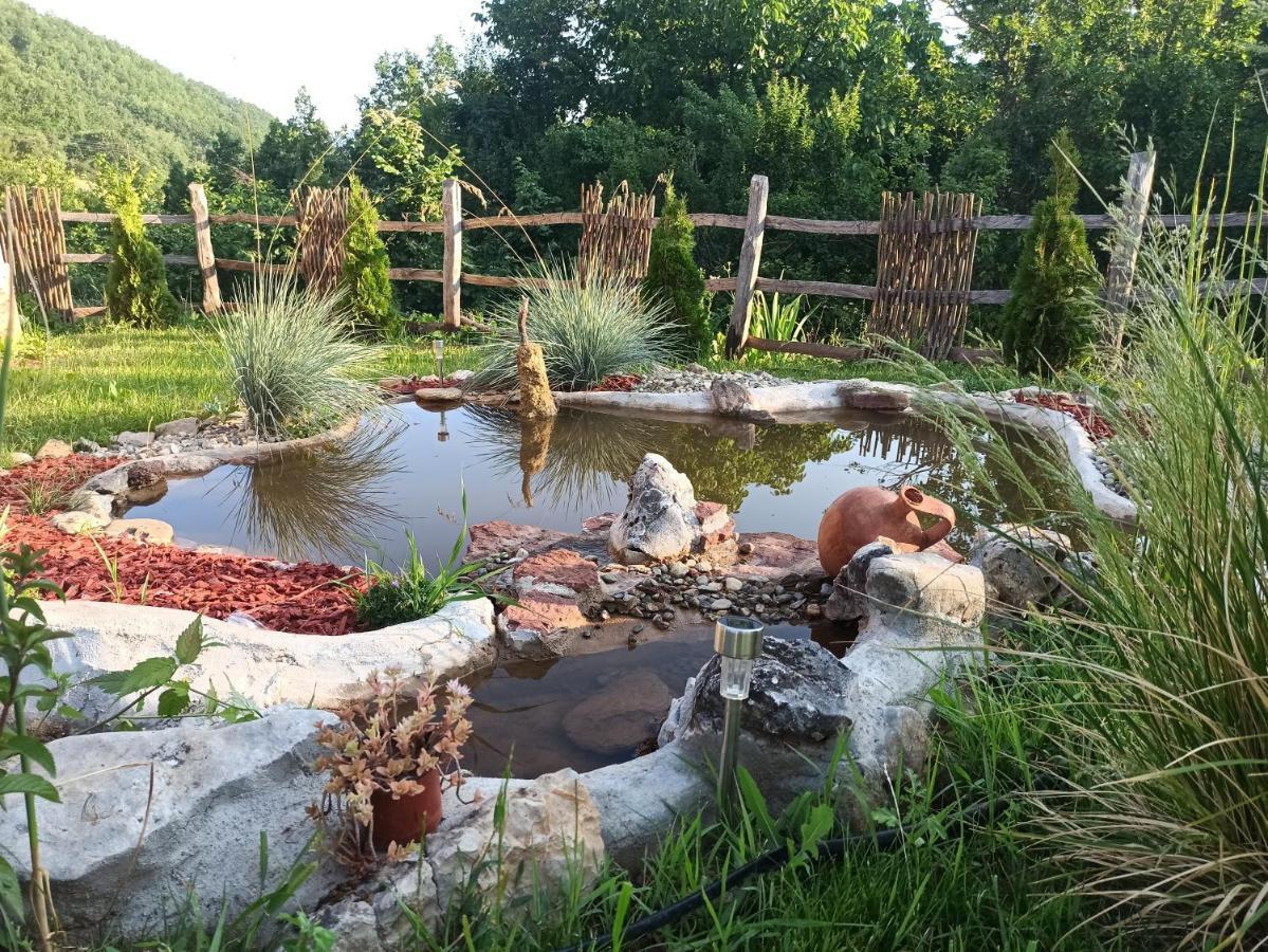 Seosko Domacinstvo „Gabar” Villa Custica ภายนอก รูปภาพ