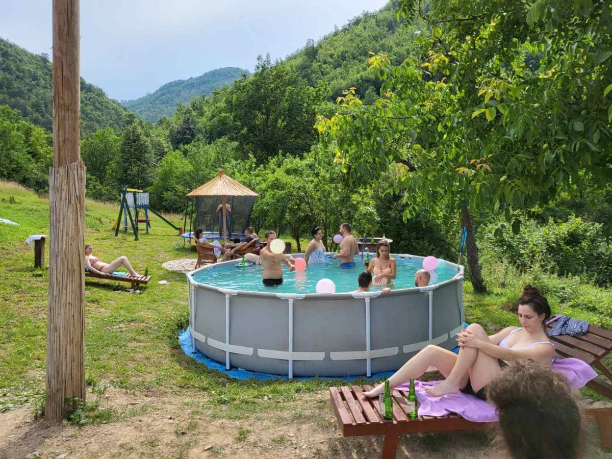Seosko Domacinstvo „Gabar” Villa Custica ภายนอก รูปภาพ